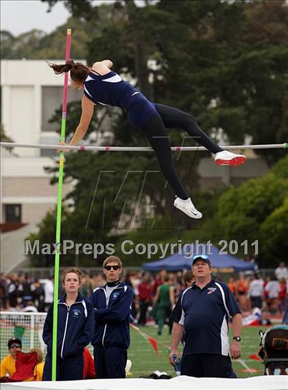 Thumbnail 1 in 2011 Santa Barbara Easter Relays photogallery.