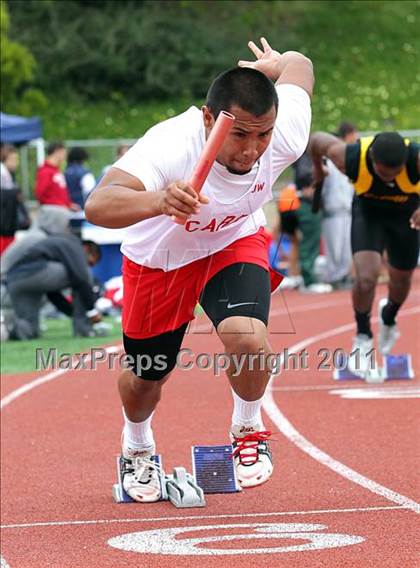 Thumbnail 1 in 2011 Santa Barbara Easter Relays photogallery.