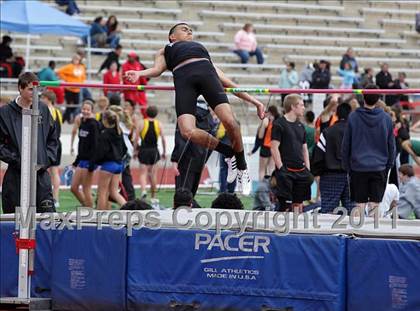 Thumbnail 1 in 2011 Santa Barbara Easter Relays photogallery.