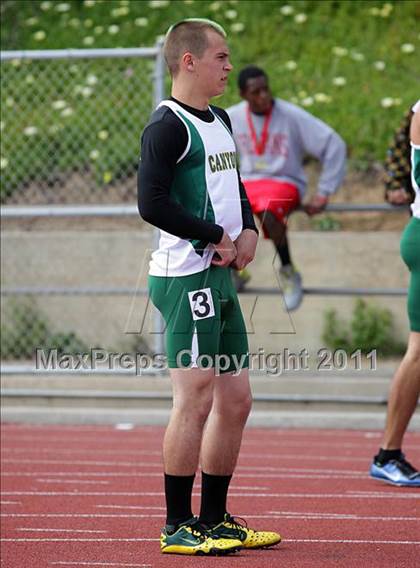 Thumbnail 3 in 2011 Santa Barbara Easter Relays photogallery.