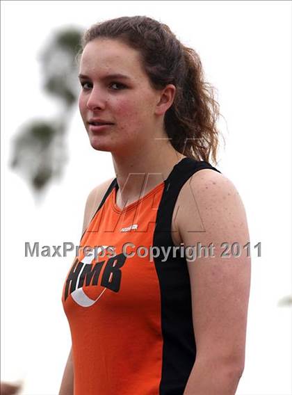 Thumbnail 3 in 2011 Santa Barbara Easter Relays photogallery.