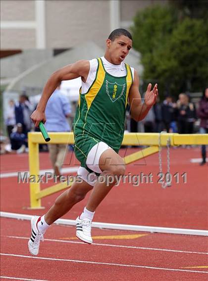 Thumbnail 1 in 2011 Santa Barbara Easter Relays photogallery.