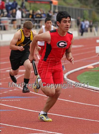 Thumbnail 2 in 2011 Santa Barbara Easter Relays photogallery.