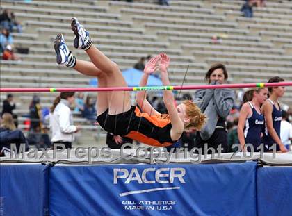 Thumbnail 1 in 2011 Santa Barbara Easter Relays photogallery.