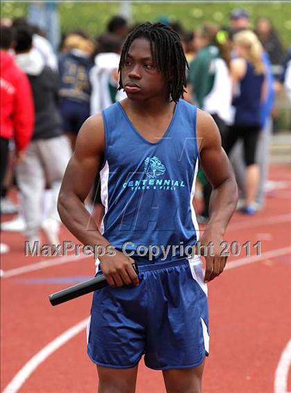 Thumbnail 2 in 2011 Santa Barbara Easter Relays photogallery.