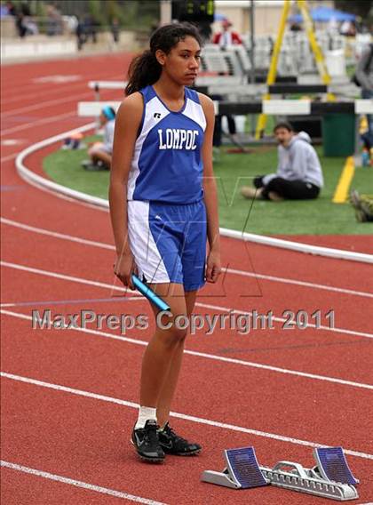 Thumbnail 3 in 2011 Santa Barbara Easter Relays photogallery.