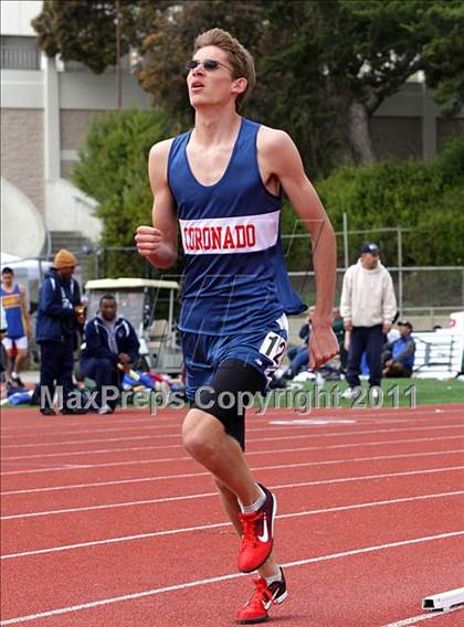 Thumbnail 1 in 2011 Santa Barbara Easter Relays photogallery.
