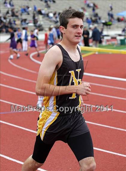 Thumbnail 2 in 2011 Santa Barbara Easter Relays photogallery.