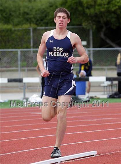 Thumbnail 3 in 2011 Santa Barbara Easter Relays photogallery.