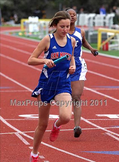 Thumbnail 3 in 2011 Santa Barbara Easter Relays photogallery.