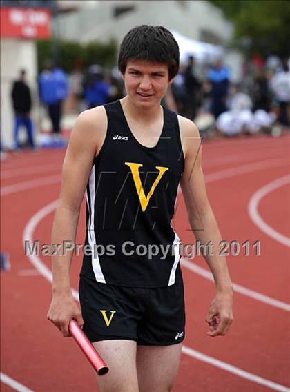 Thumbnail 2 in 2011 Santa Barbara Easter Relays photogallery.