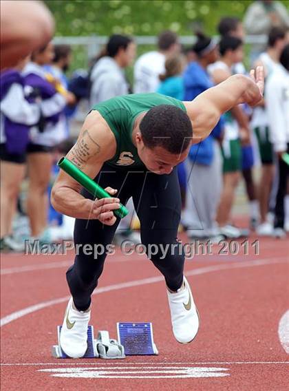 Thumbnail 3 in 2011 Santa Barbara Easter Relays photogallery.