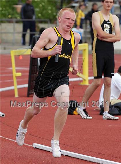 Thumbnail 2 in 2011 Santa Barbara Easter Relays photogallery.