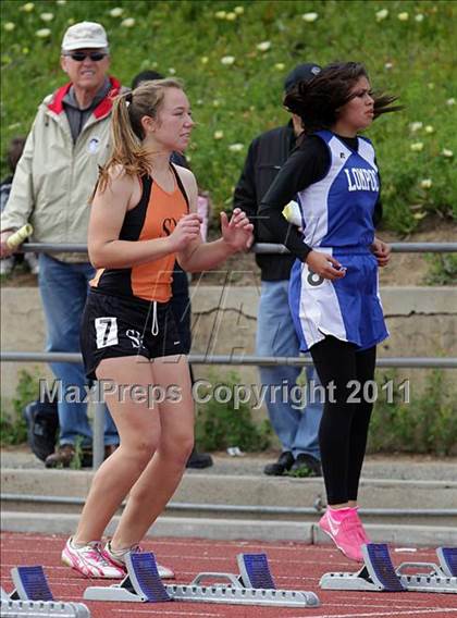 Thumbnail 2 in 2011 Santa Barbara Easter Relays photogallery.