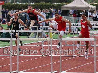 Thumbnail 3 in 2011 Santa Barbara Easter Relays photogallery.