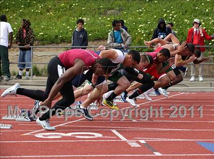 Thumbnail 1 in 2011 Santa Barbara Easter Relays photogallery.