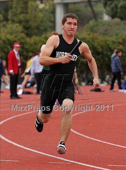Thumbnail 1 in 2011 Santa Barbara Easter Relays photogallery.