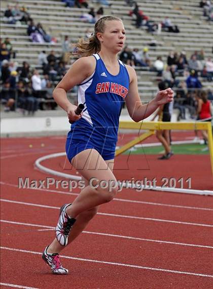 Thumbnail 2 in 2011 Santa Barbara Easter Relays photogallery.