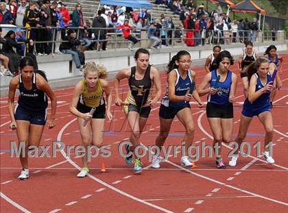 Thumbnail 3 in 2011 Santa Barbara Easter Relays photogallery.