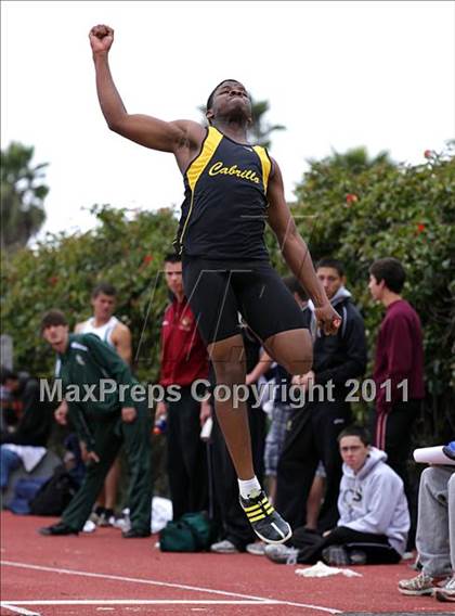 Thumbnail 1 in 2011 Santa Barbara Easter Relays photogallery.