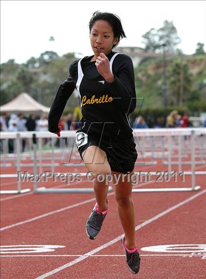 Thumbnail 3 in 2011 Santa Barbara Easter Relays photogallery.