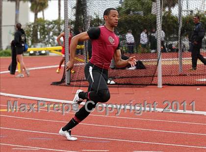 Thumbnail 1 in 2011 Santa Barbara Easter Relays photogallery.