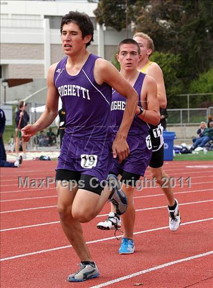 Thumbnail 2 in 2011 Santa Barbara Easter Relays photogallery.