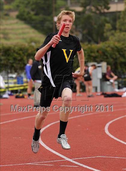 Thumbnail 3 in 2011 Santa Barbara Easter Relays photogallery.