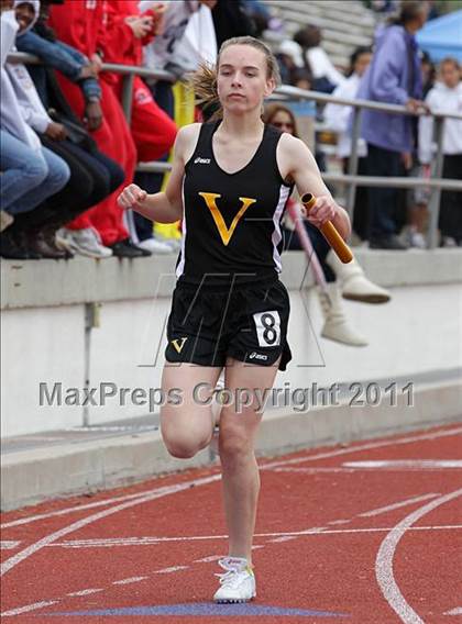 Thumbnail 2 in 2011 Santa Barbara Easter Relays photogallery.