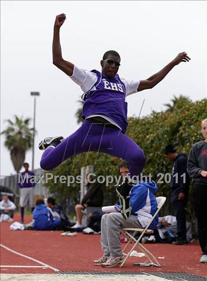 Thumbnail 1 in 2011 Santa Barbara Easter Relays photogallery.