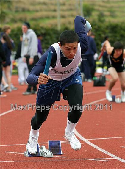 Thumbnail 1 in 2011 Santa Barbara Easter Relays photogallery.
