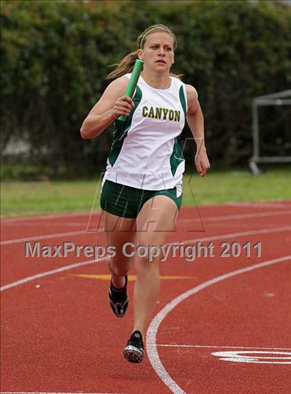 Thumbnail 3 in 2011 Santa Barbara Easter Relays photogallery.