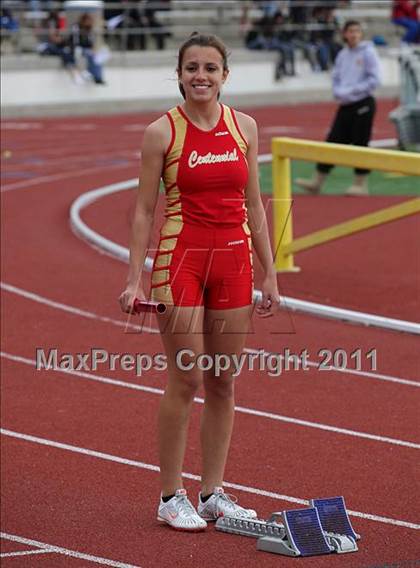 Thumbnail 1 in 2011 Santa Barbara Easter Relays photogallery.