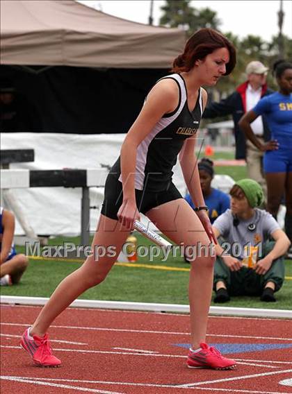 Thumbnail 3 in 2011 Santa Barbara Easter Relays photogallery.