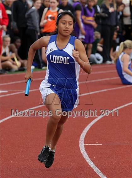 Thumbnail 1 in 2011 Santa Barbara Easter Relays photogallery.
