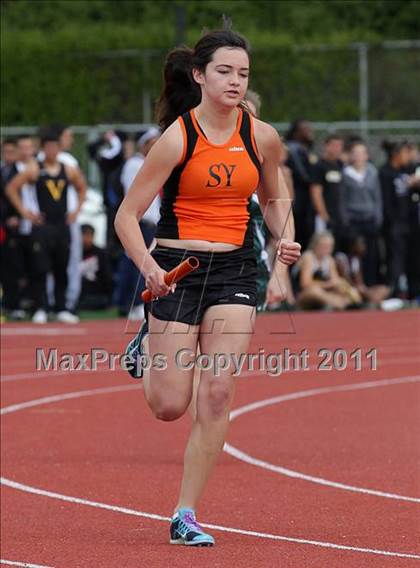 Thumbnail 2 in 2011 Santa Barbara Easter Relays photogallery.