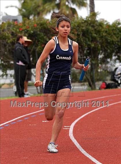 Thumbnail 2 in 2011 Santa Barbara Easter Relays photogallery.