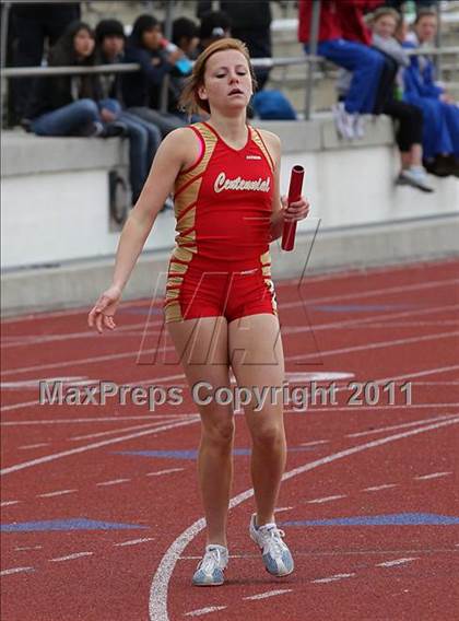 Thumbnail 3 in 2011 Santa Barbara Easter Relays photogallery.