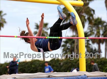 Thumbnail 3 in 2011 Santa Barbara Easter Relays photogallery.