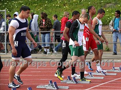 Thumbnail 1 in 2011 Santa Barbara Easter Relays photogallery.