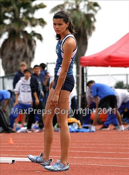 Thumbnail 1 in 2011 Santa Barbara Easter Relays photogallery.