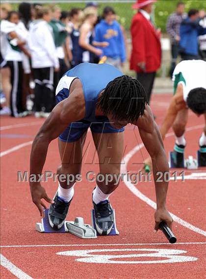 Thumbnail 3 in 2011 Santa Barbara Easter Relays photogallery.