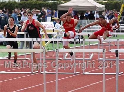 Thumbnail 2 in 2011 Santa Barbara Easter Relays photogallery.