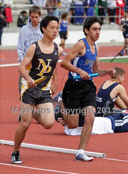 Thumbnail 3 in 2011 Santa Barbara Easter Relays photogallery.