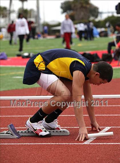 Thumbnail 3 in 2011 Santa Barbara Easter Relays photogallery.