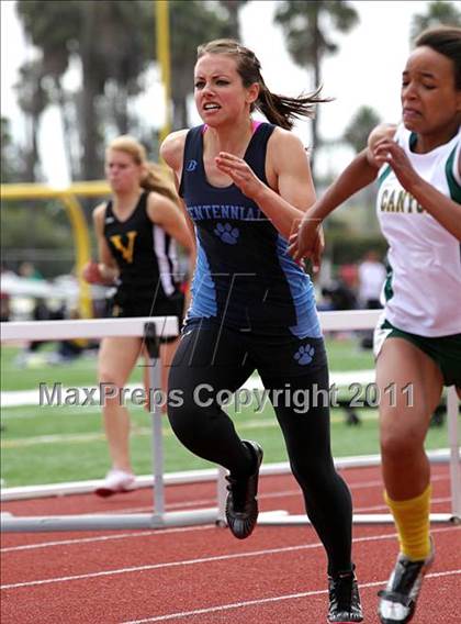 Thumbnail 2 in 2011 Santa Barbara Easter Relays photogallery.