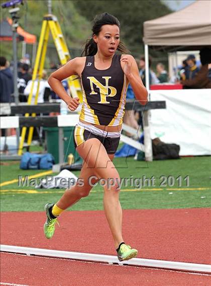 Thumbnail 3 in 2011 Santa Barbara Easter Relays photogallery.