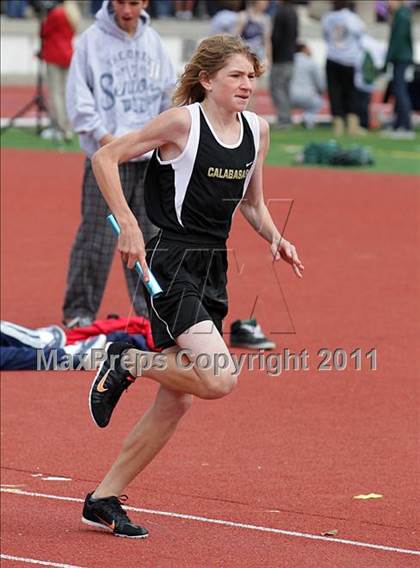 Thumbnail 1 in 2011 Santa Barbara Easter Relays photogallery.