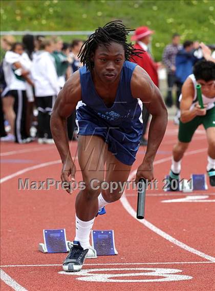 Thumbnail 1 in 2011 Santa Barbara Easter Relays photogallery.
