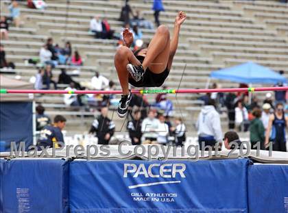 Thumbnail 3 in 2011 Santa Barbara Easter Relays photogallery.